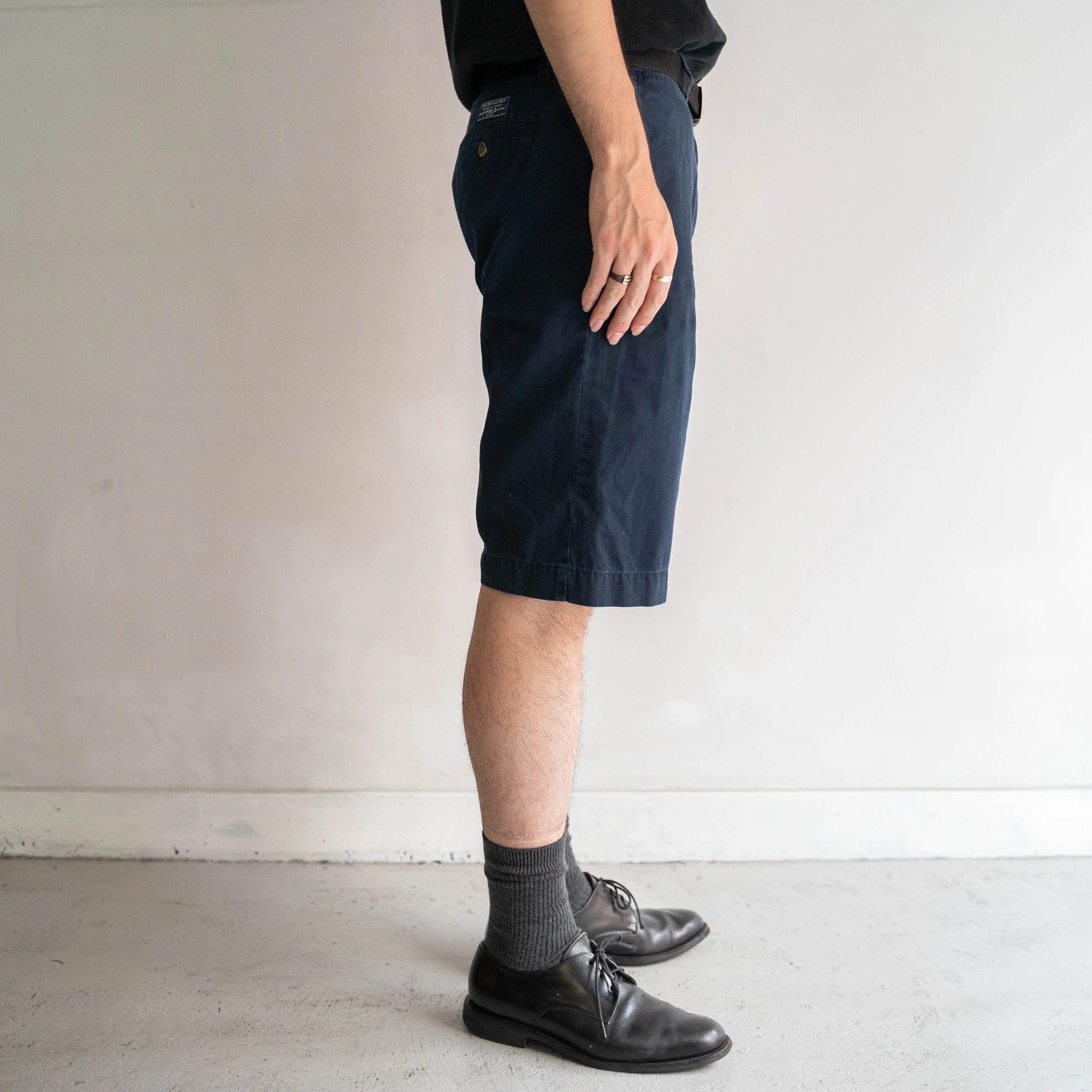 1990s Ralph Lauren navy color chino shorts