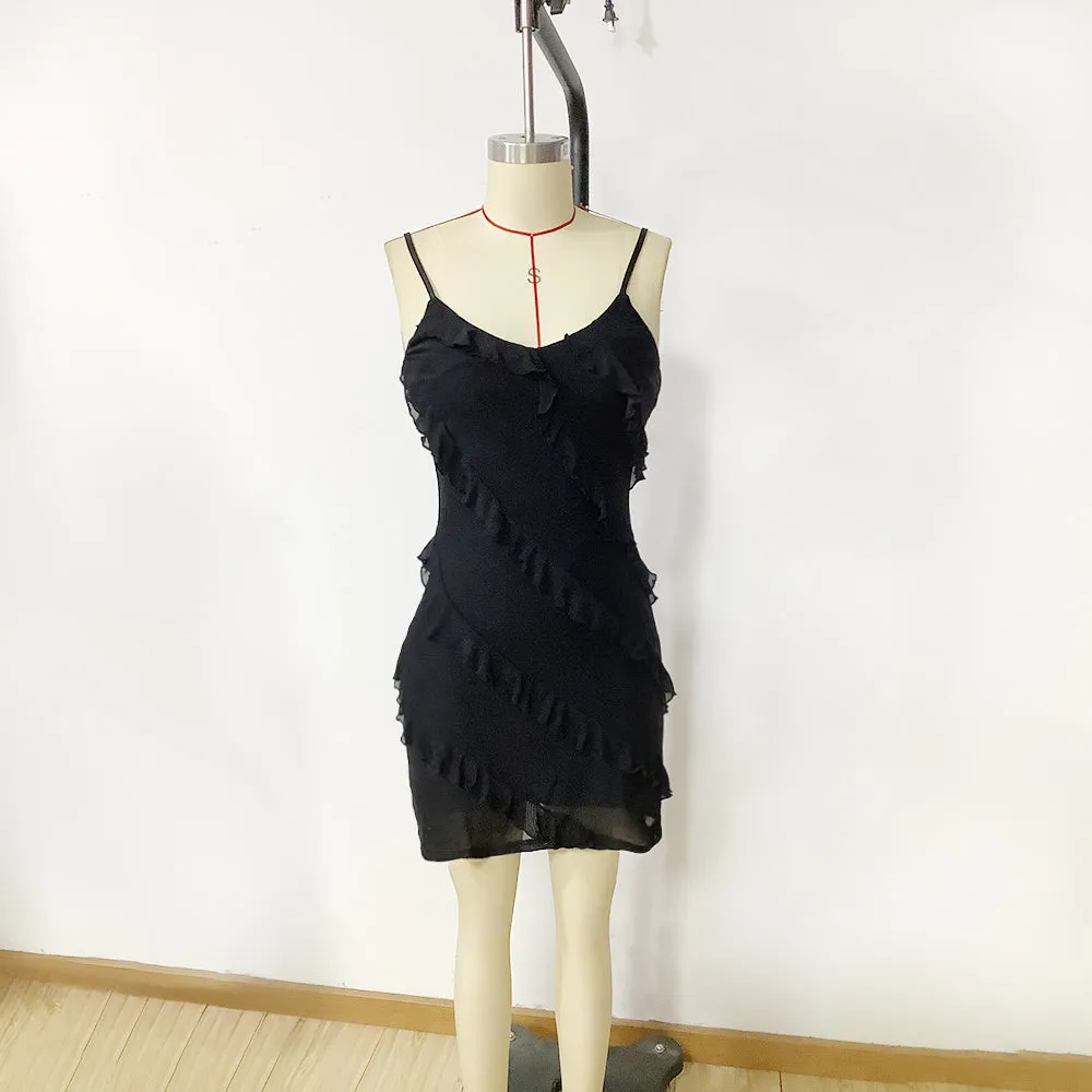 Chic Backless Design Dress with Spaghetti Straps and Ruffled Hemline