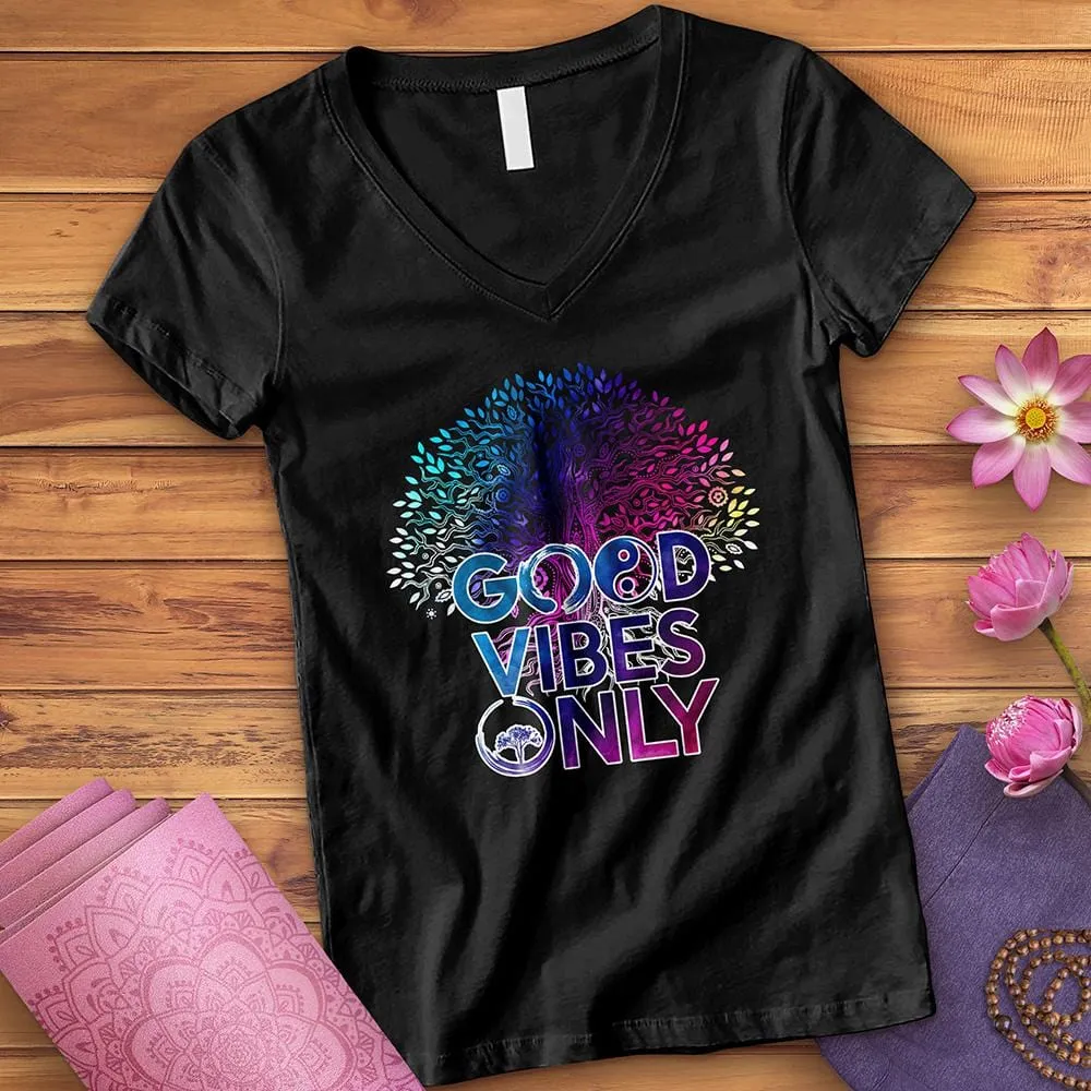 Good Vibes Only V-Neck