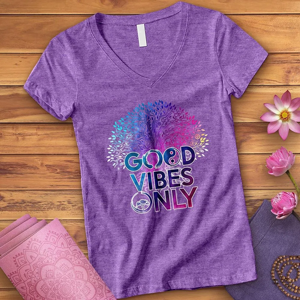 Good Vibes Only V-Neck