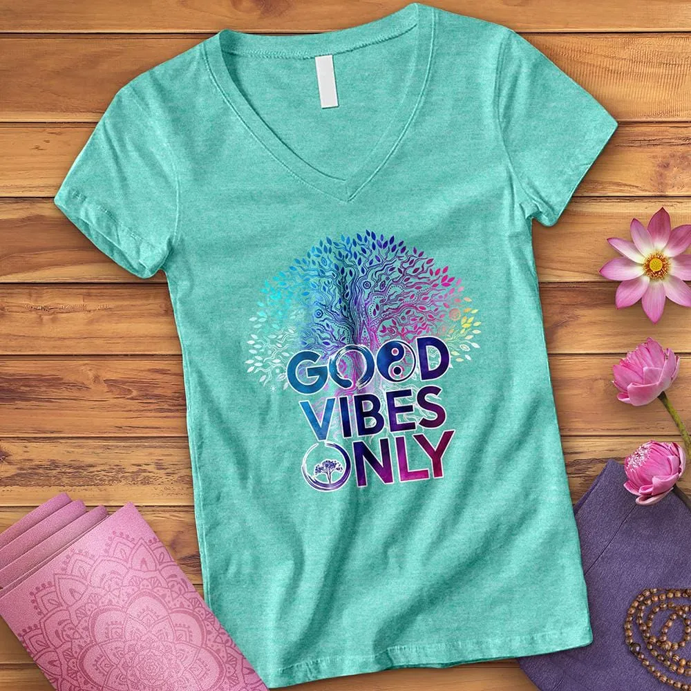 Good Vibes Only V-Neck