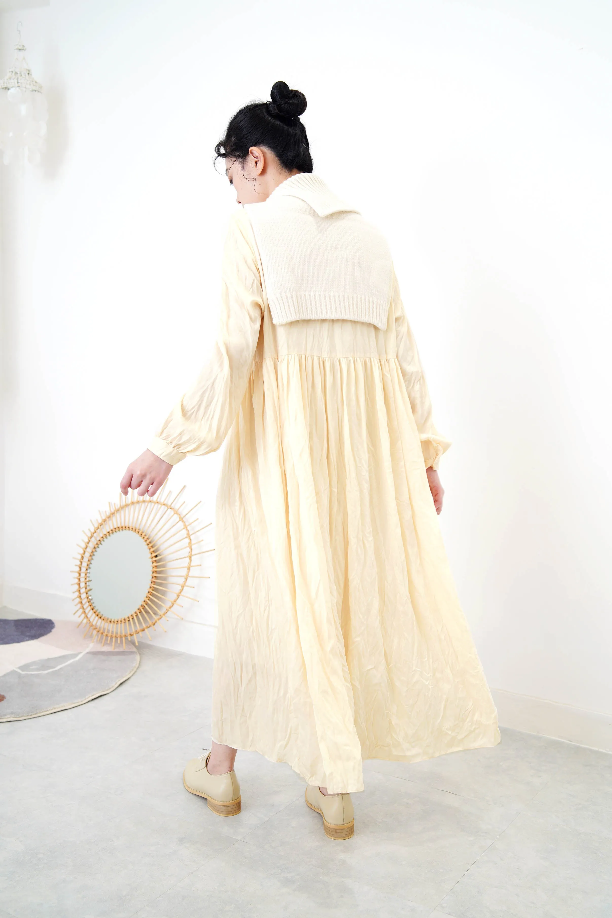 Ivory wool knit vest cape in turtle neck collar