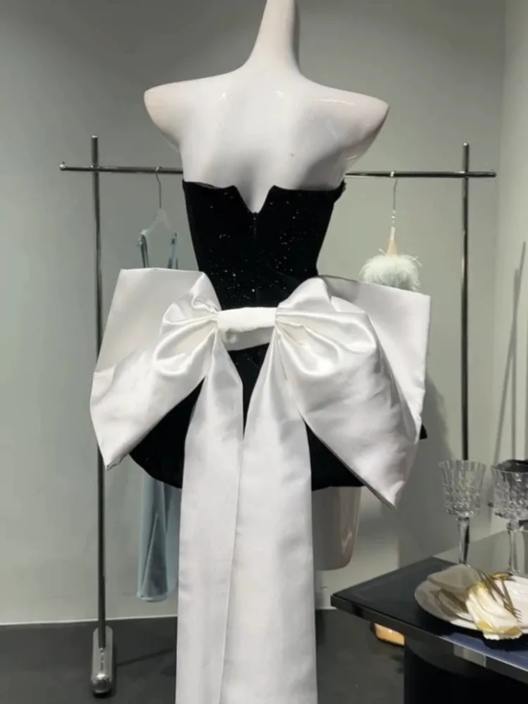 JazzHer Chic A Line Strapless Black Velvet Cocktail Dresses Short Homecoming Dress (PRE-ORDER)