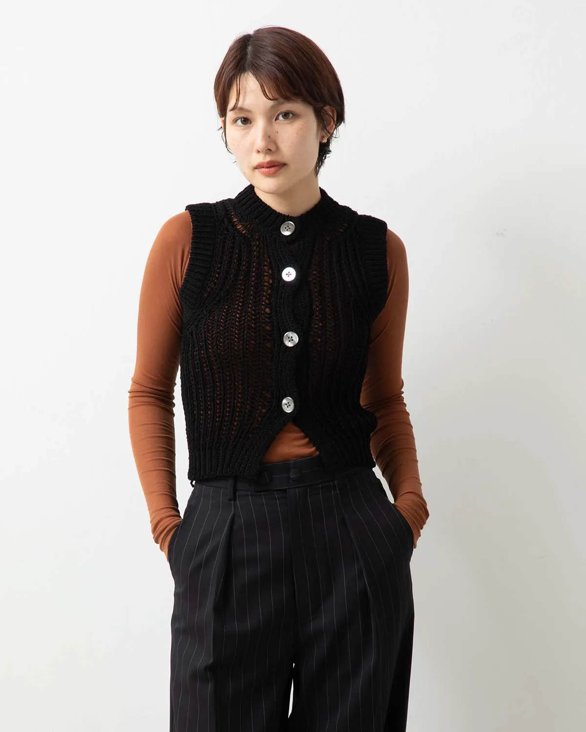 MESH KNIT VEST