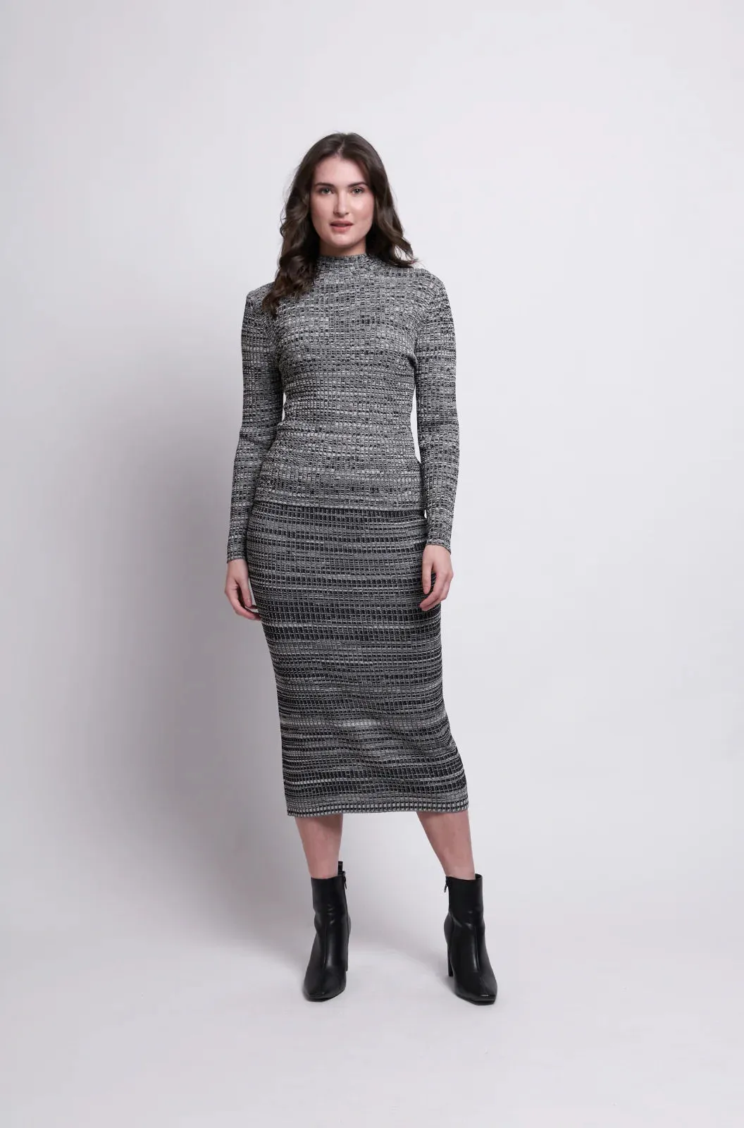 Space Jam Skirt - Black/Ivory