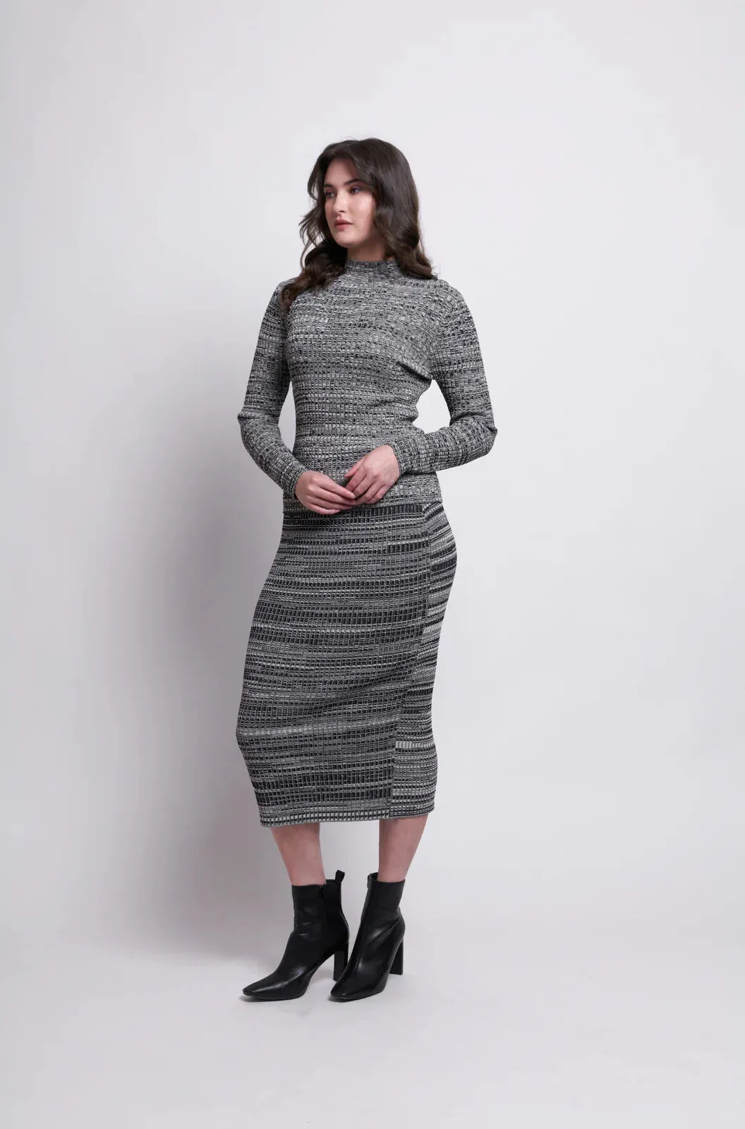 Space Jam Skirt - Black/Ivory