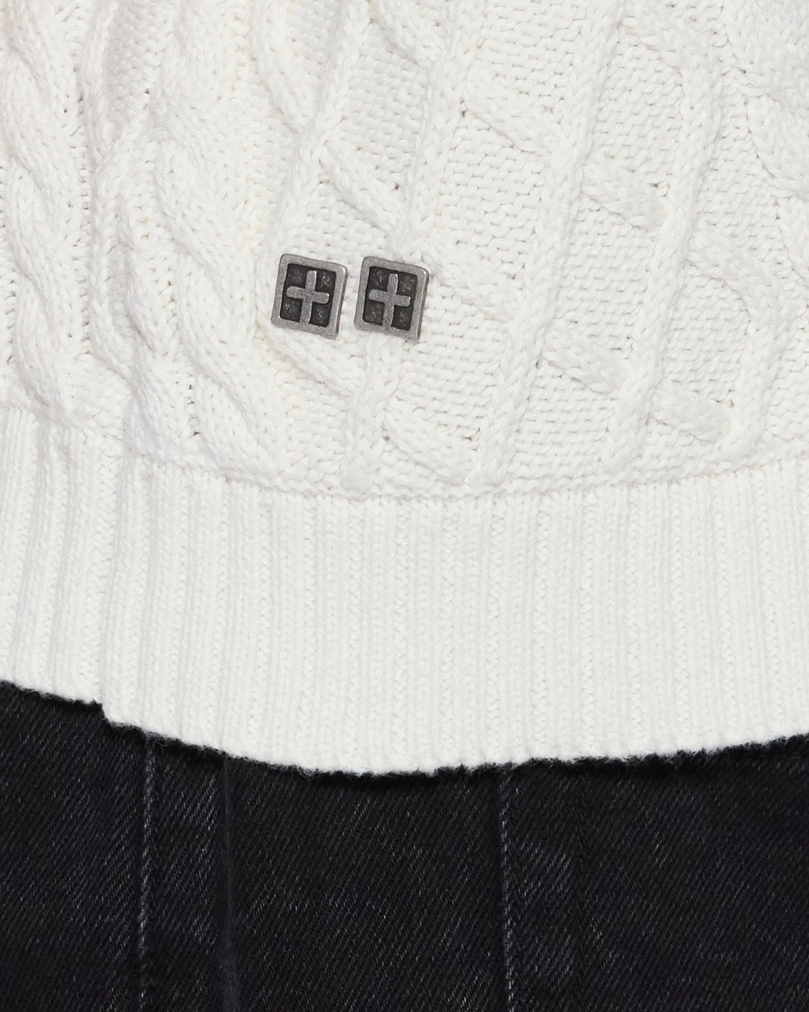 Turncable Knit Vest  - Vintage White