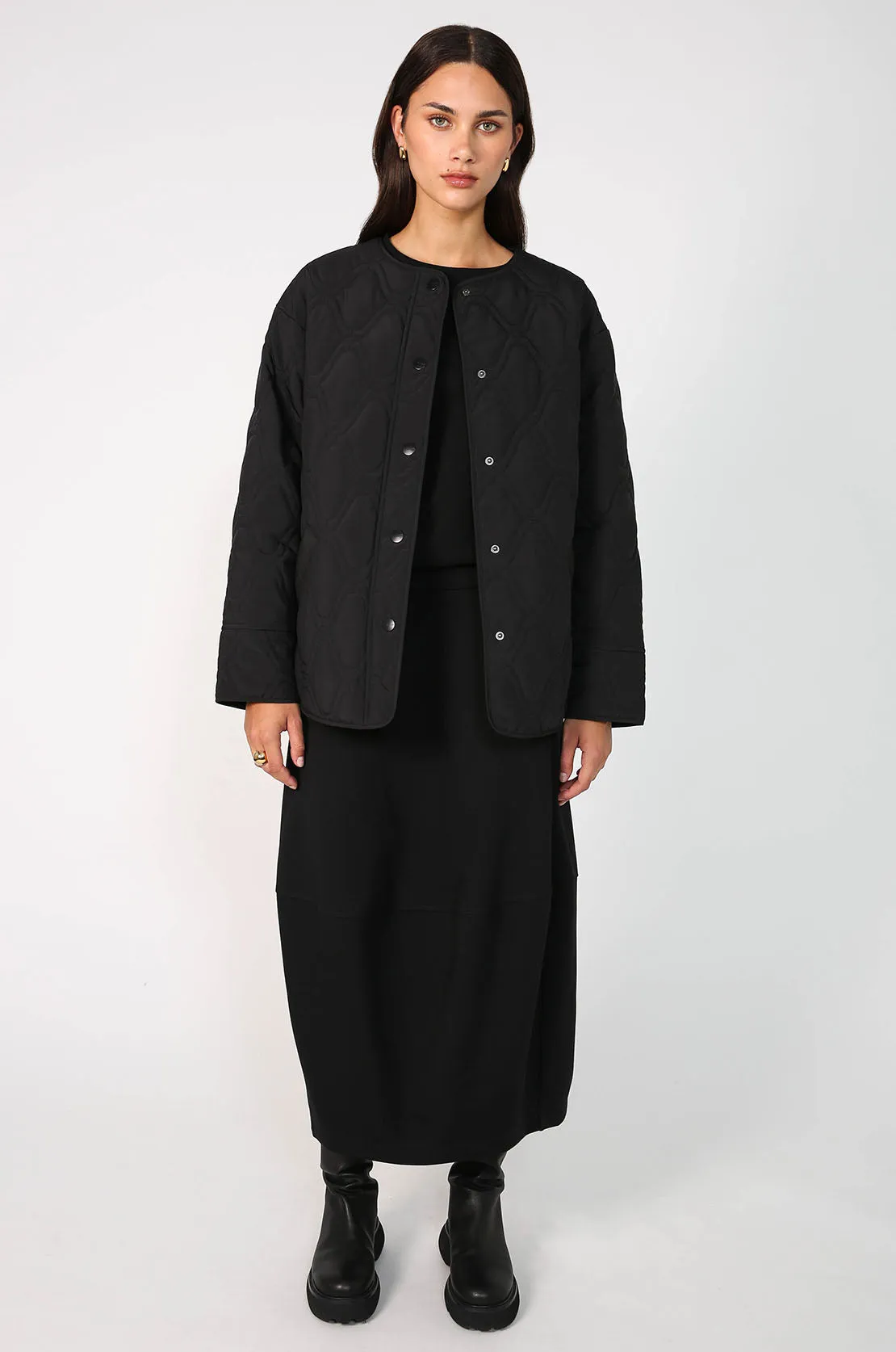 urban tee / black